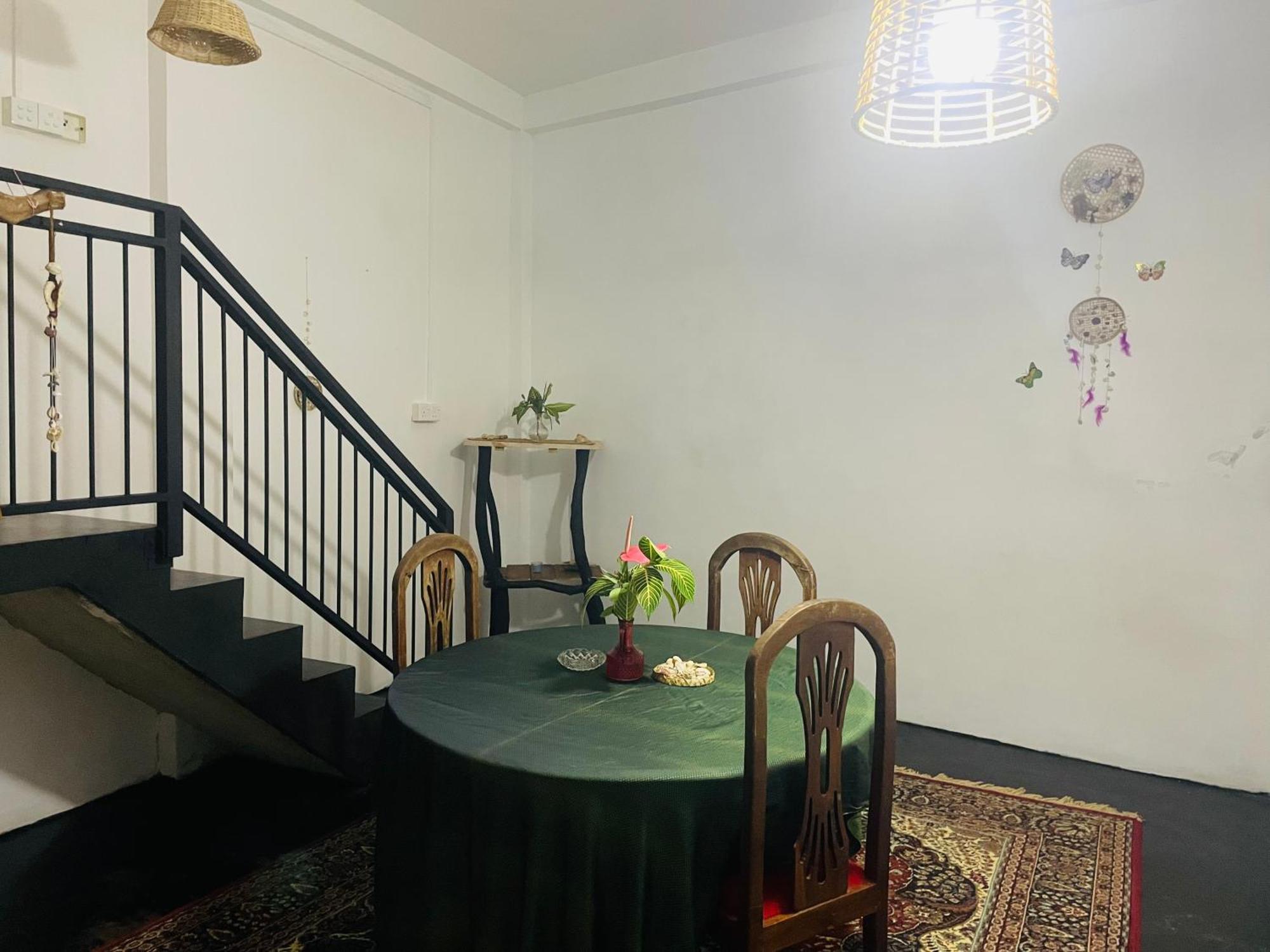 Thaaaru Villa ミリッサ エクステリア 写真